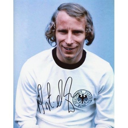 Carte Autographe Originale – Berti Vogts, Sélectionneur Allemand – Format 11x15 Cm