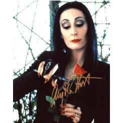 HUSTON Anjelica (La Famille...
