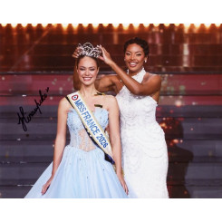 DEVÈZE Hinaupoko (Miss...