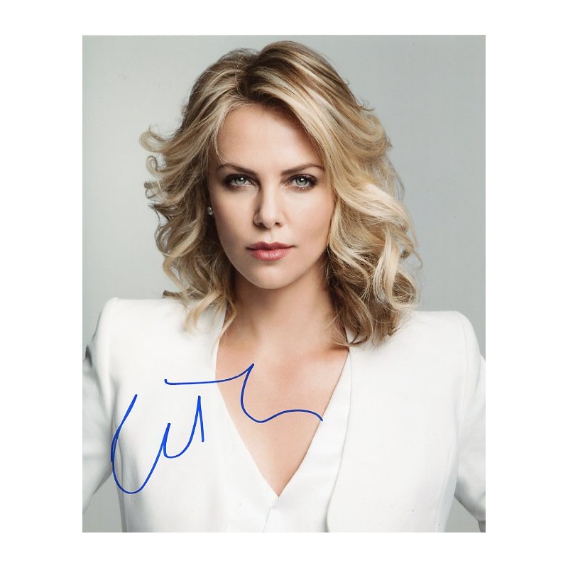 Charlize Theron Autograph Signed 8 x 10 Photo