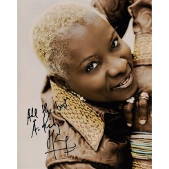 KIDJO Angélique