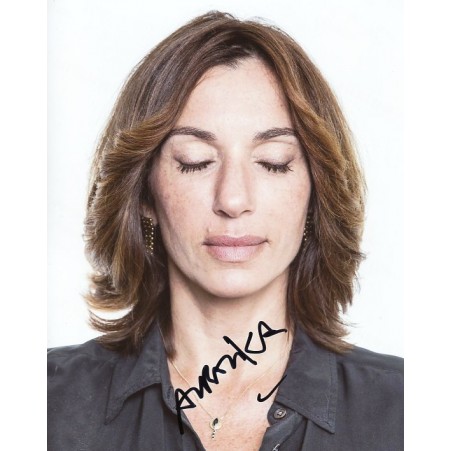 Signed Autograph ATIKA Aure - All-Autographes.com